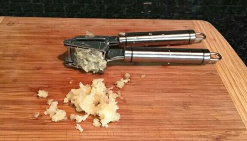 garlic_press-11945068758.jpg