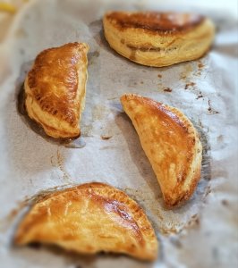Pear pastries
