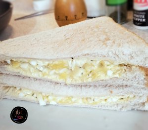 Egg sandwich
